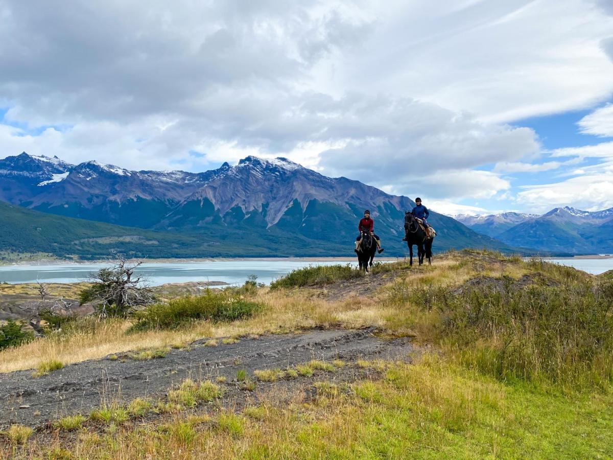 Estancia Nibepo Aike Colonia Francisco Perito Moreno Buitenkant foto