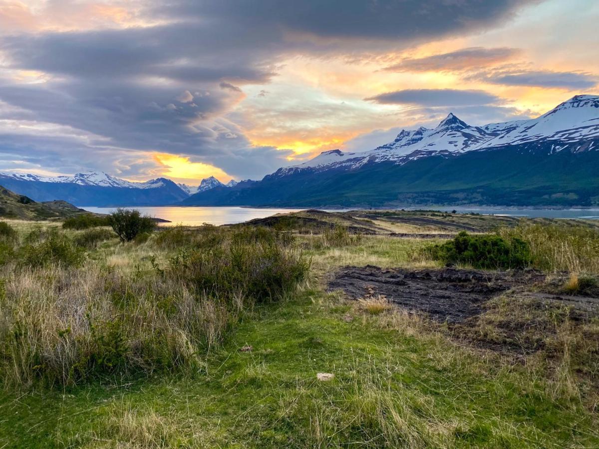 Estancia Nibepo Aike Colonia Francisco Perito Moreno Buitenkant foto